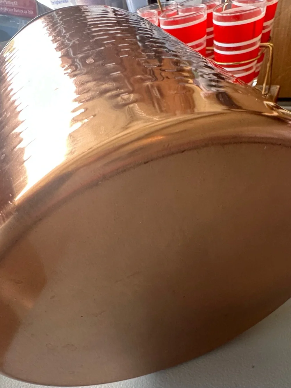Hammered Stainless Steel Ice Bucket with Lid and Handle - Silver Finish